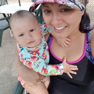 Meet your Posher, Khristine